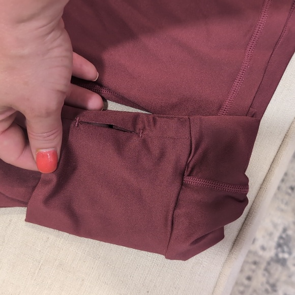 XL Born Primitive Pomegranate Cropped Long Sleeve - Picture 3 of 6